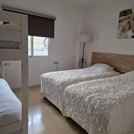 Ct 375 - Faro's Cozy Dream In Elviria - Apartment *